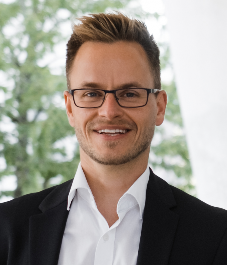 Uwe_Großausschnitt blaurock philippeit Portrait Uwe consulting beratung seminare schulung medizinprodukte medizintechnik spezialisten experten lieferantenmanagement Prozessvalidierung